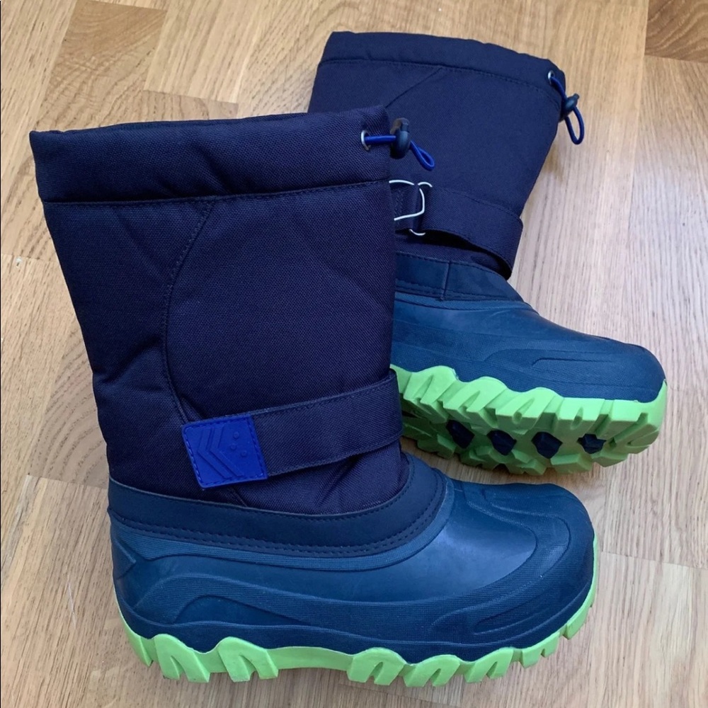 Winter Snow Thermal Boots Slip on Cat & Jack Sz 2